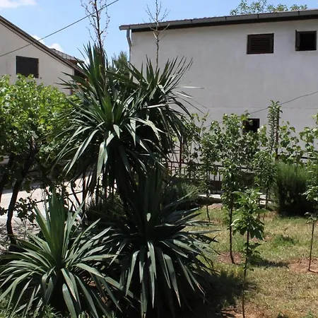 With Parking Space - Paklenica - 6431