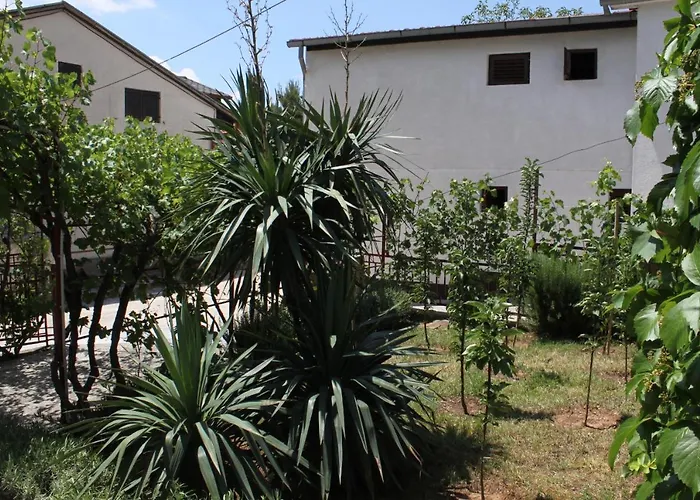 With Parking Space - Paklenica - 6431