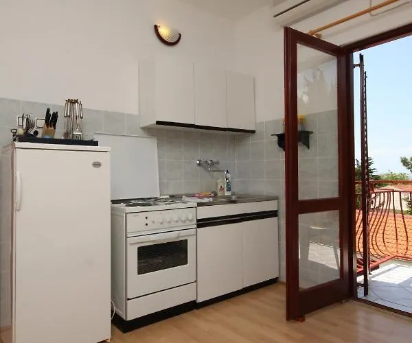 Apartamento With Parking Space - Paklenica - 6431