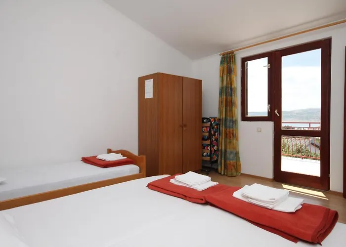 With Parking Space - Paklenica - 6431 Apartamento Starigrad Paklenica